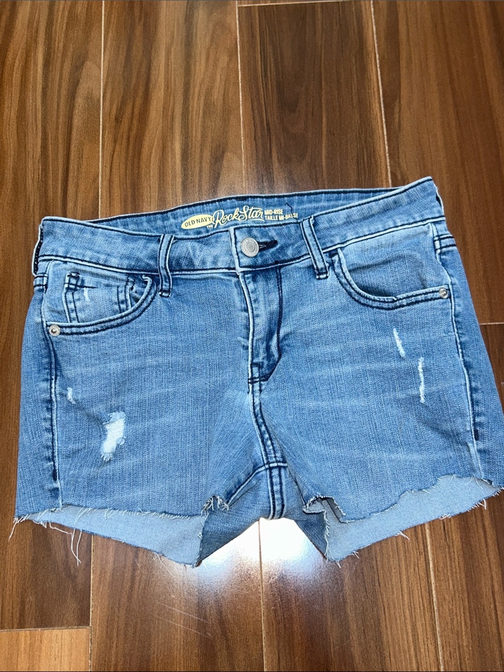Size 2 Old Navy The Rockstar mid-rise denim jean shorts
